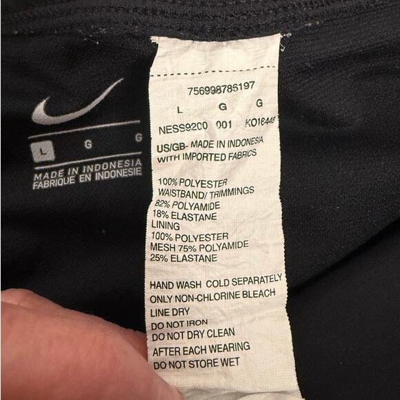 NIKE Athletic Shorts w/ Built in Liner & Zippered Pocket. Athleisure. Size L - Picture 3 of 6